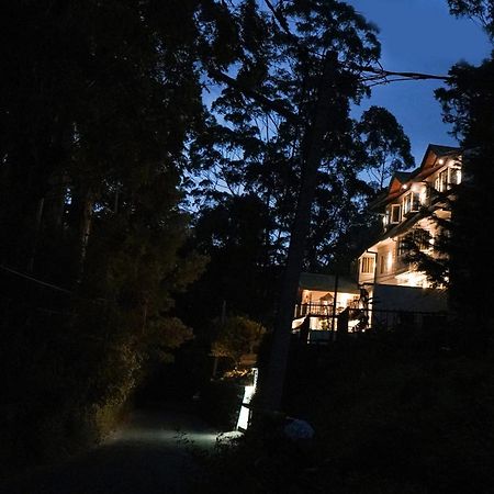 Blue Moon Residency Hotel Nuwara Eliya Bagian luar foto