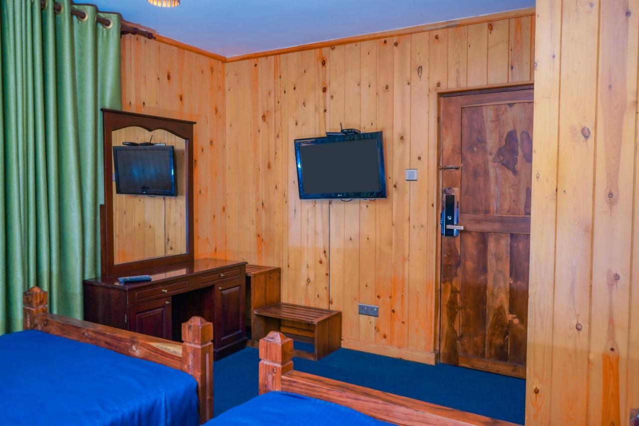 Blue Moon Residency Hotel Nuwara Eliya Bagian luar foto