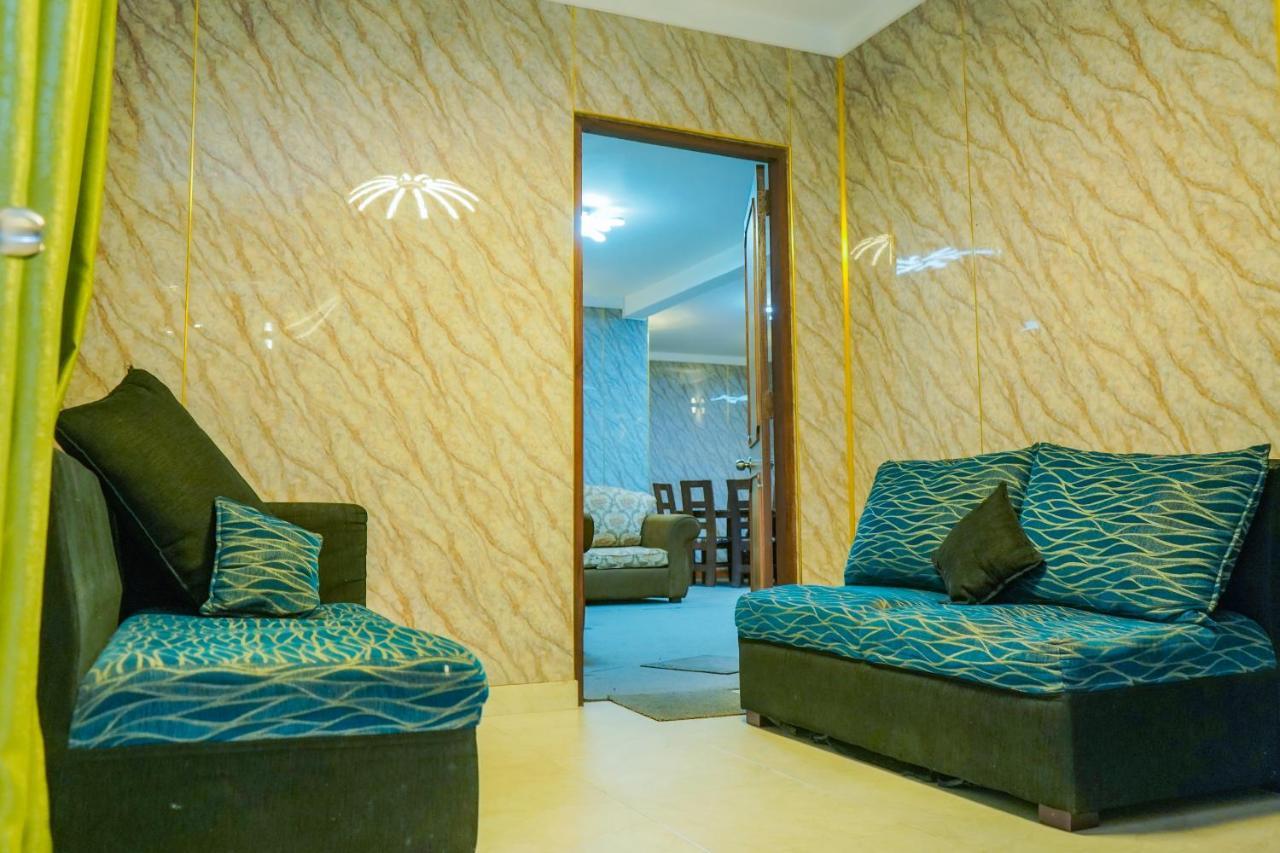 Blue Moon Residency Hotel Nuwara Eliya Bagian luar foto