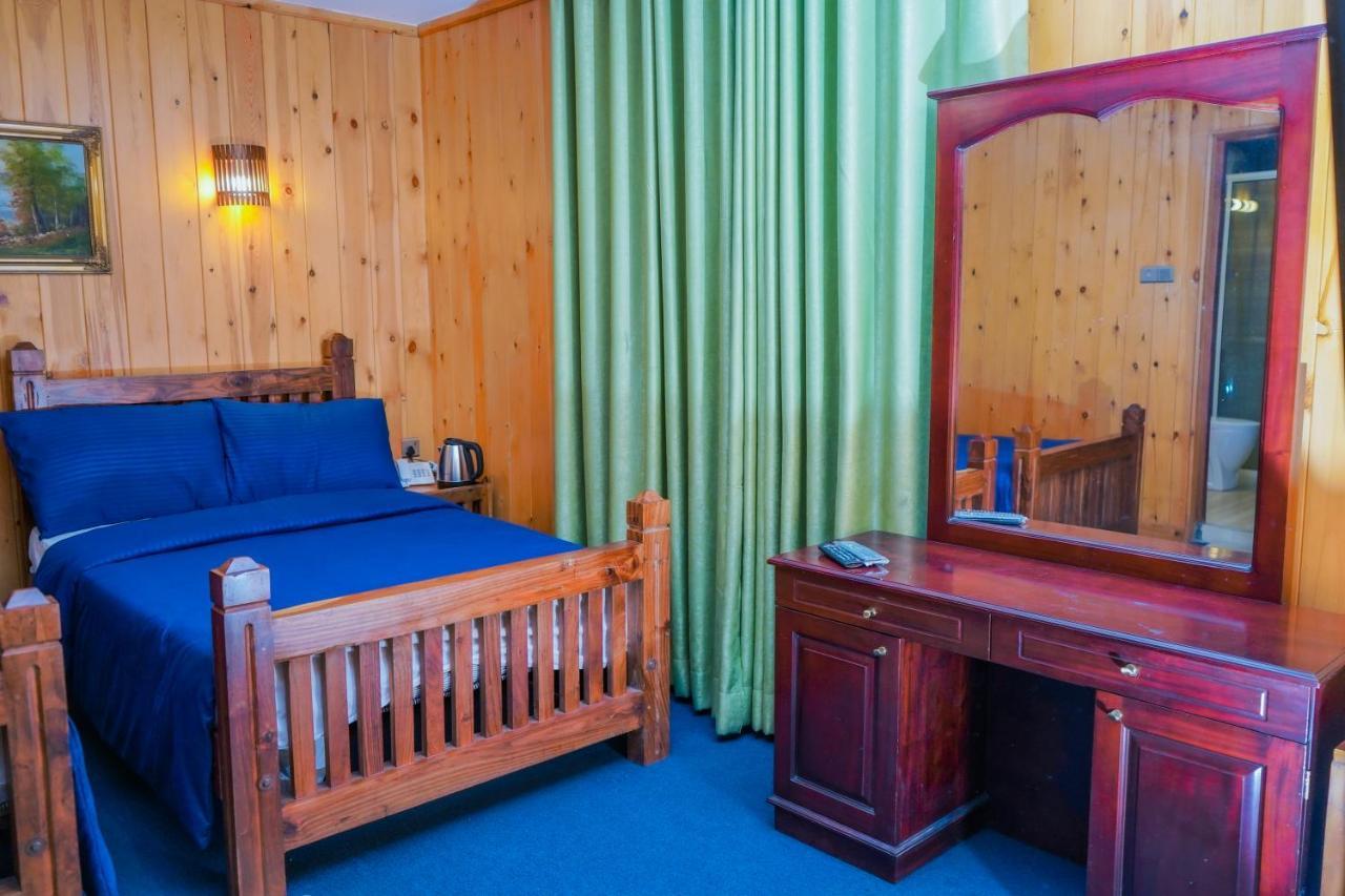 Blue Moon Residency Hotel Nuwara Eliya Bagian luar foto